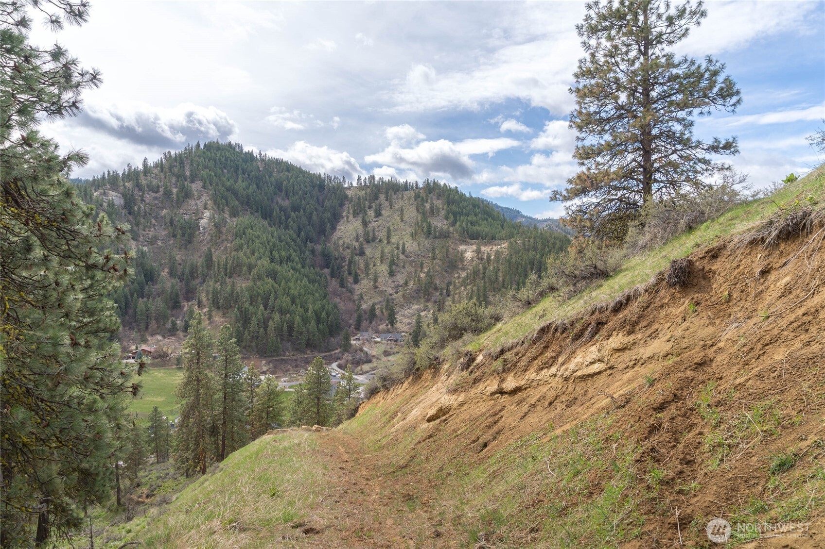 4681 Brisky Canyon Road , Cashmere, WA 98815