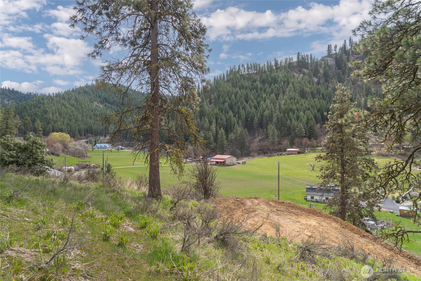 4681 Brisky Canyon Road , Cashmere, WA 98815