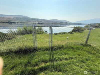 171 B Sunset Drive W, Brewster, WA 98811 - Photo 6