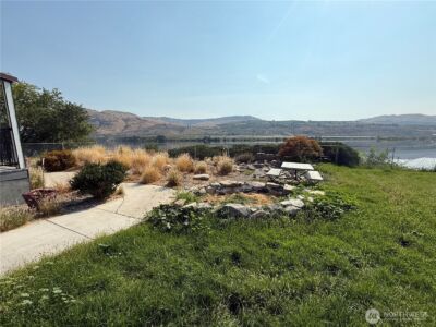 171 B Sunset Drive W, Brewster, WA 98811 - Photo 9