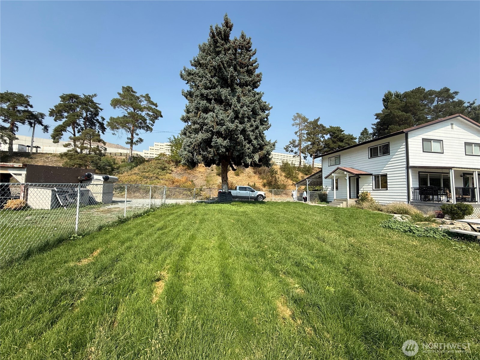 171 B Sunset Drive W, Brewster, WA 98811