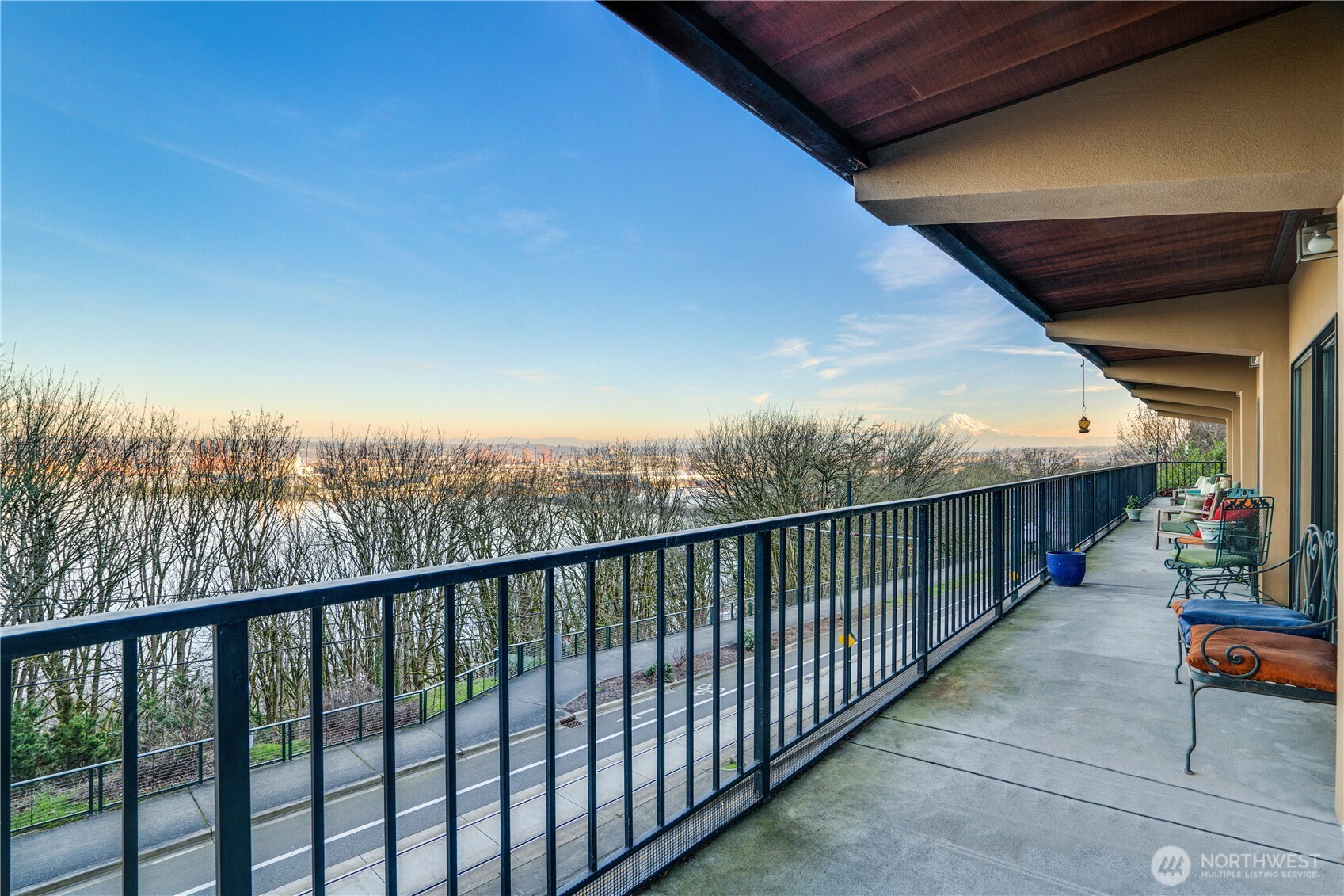 35 Broadway #1, Tacoma, WA 98402