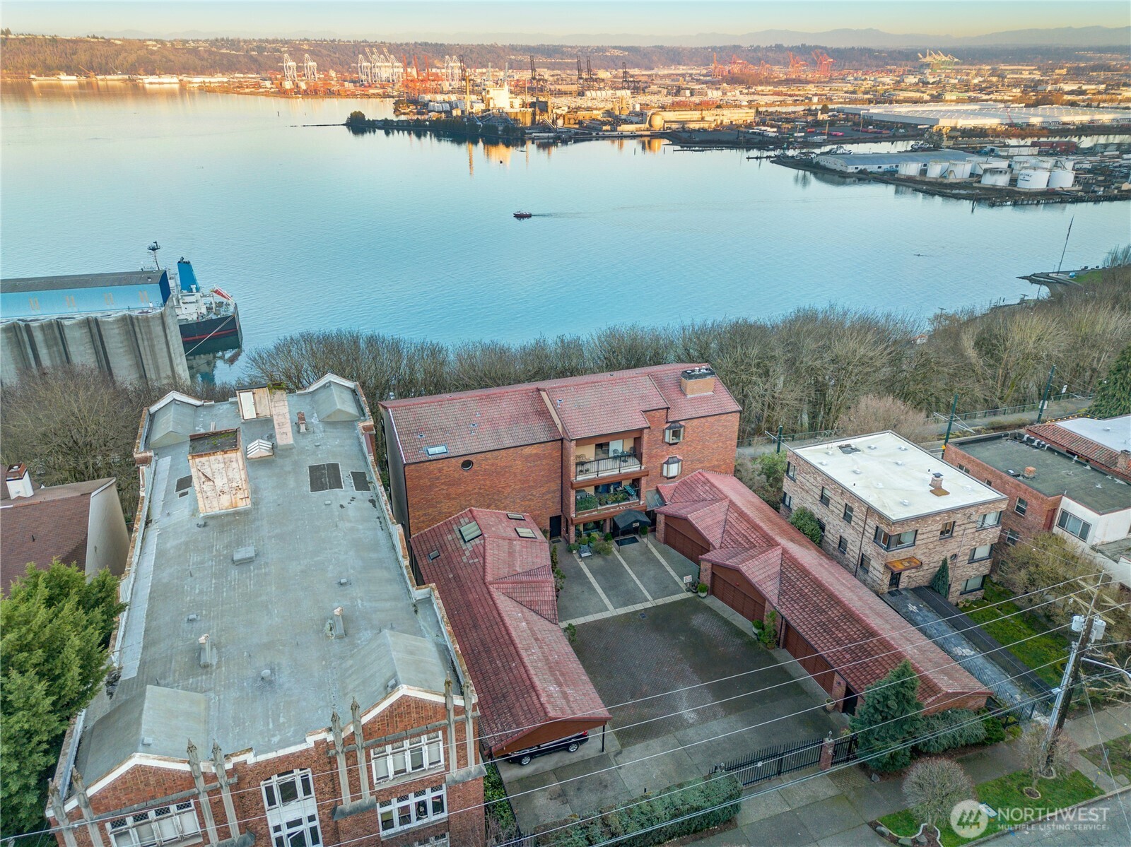 35 Broadway #1, Tacoma, WA 98402