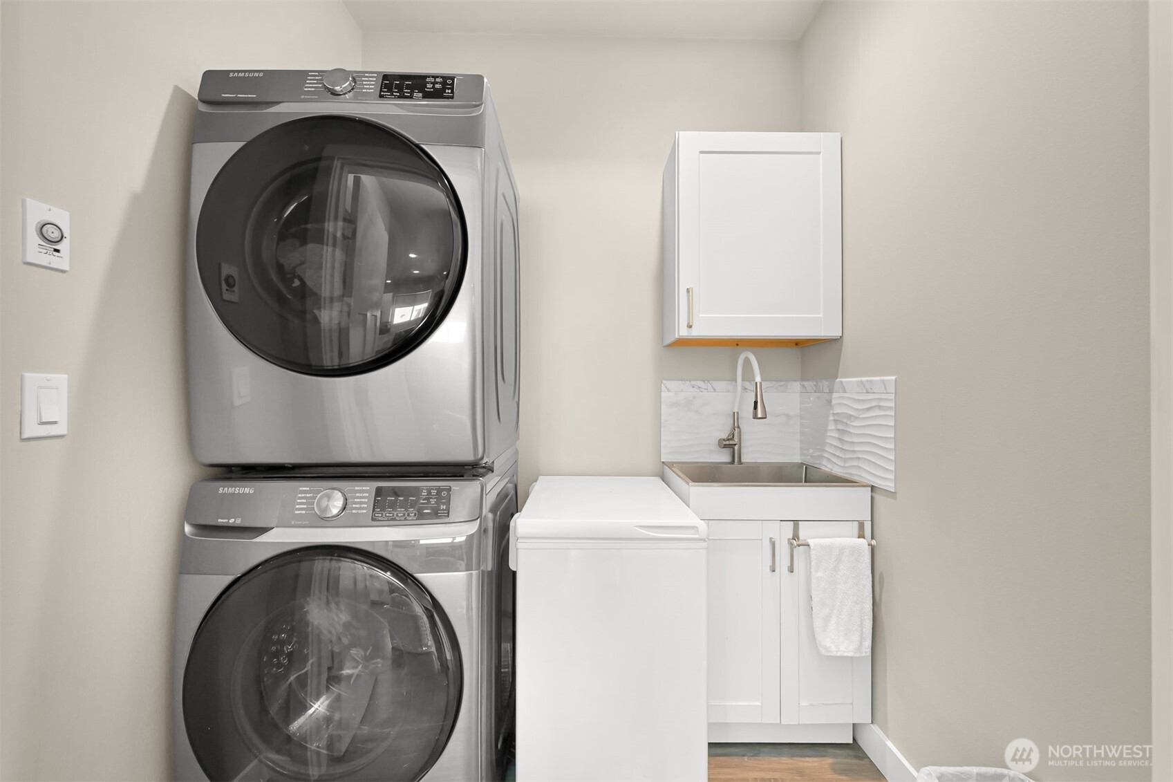 4761 S Golf Course Drive , Blaine, WA 98230