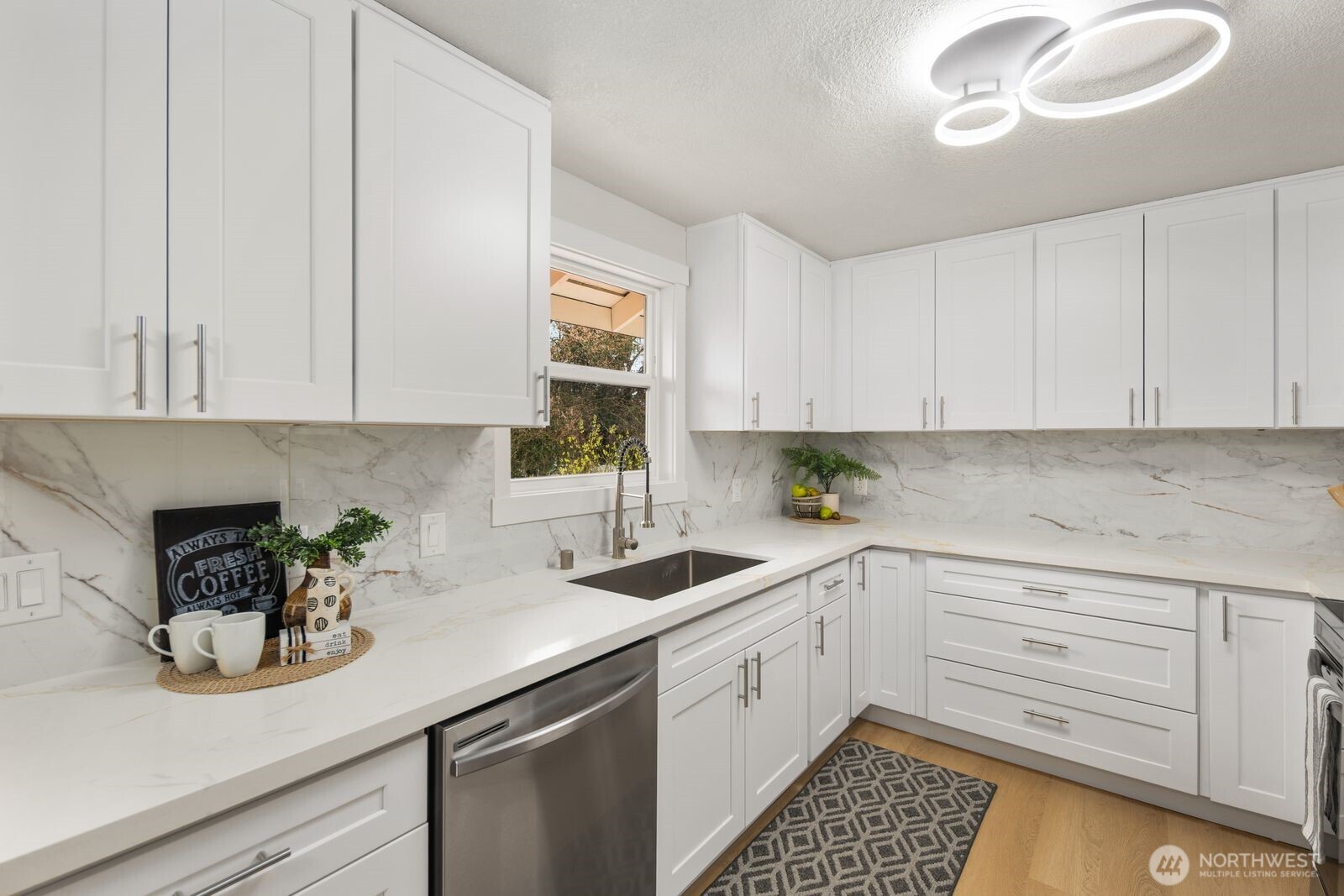 20407 30th Avenue W, Lynnwood, WA 98036