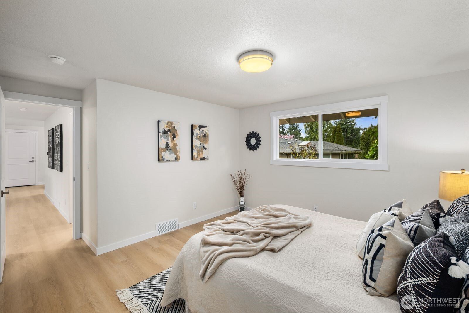 20407 30th Avenue W, Lynnwood, WA 98036