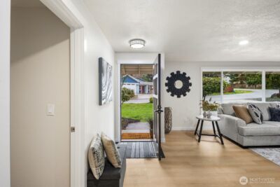 20407 30th Avenue W, Lynnwood, WA 98036 - Photo 9