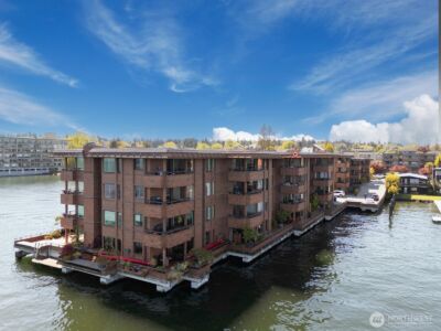 2330 43rd Avenue E #403B, Seattle, WA 98112 - Photo 1