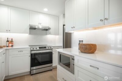 2330 43rd Avenue E #403B, Seattle, WA 98112 - Photo 16