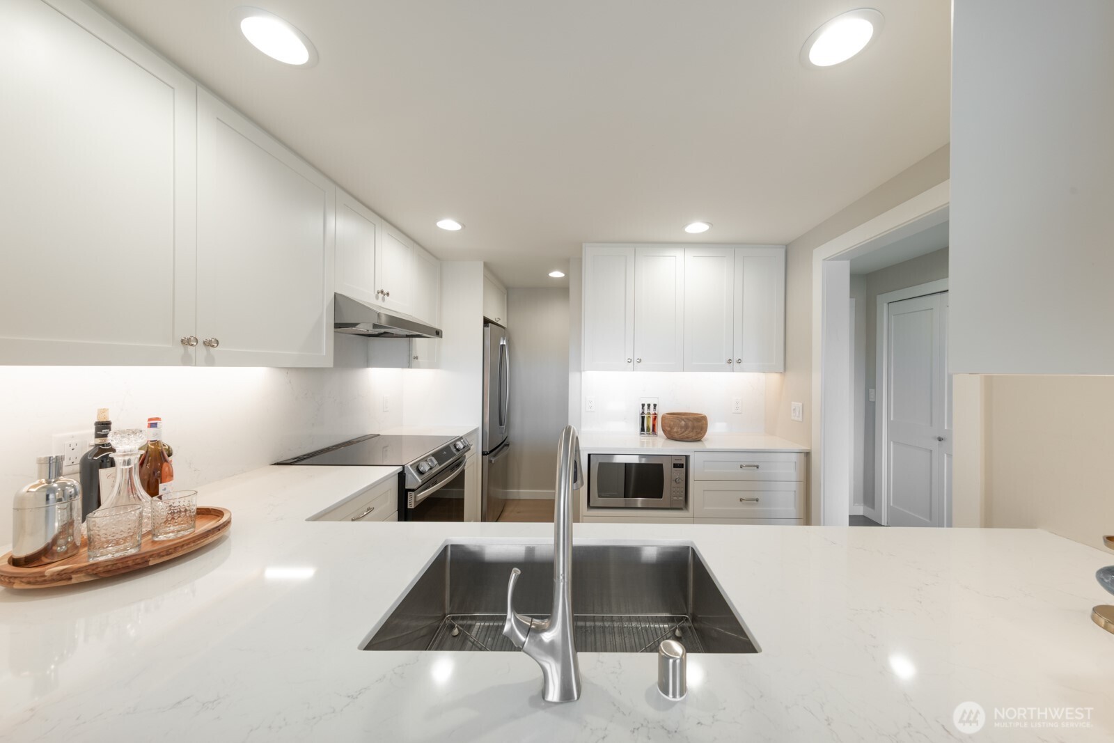 2330 43rd Avenue E #403B, Seattle, WA 98112