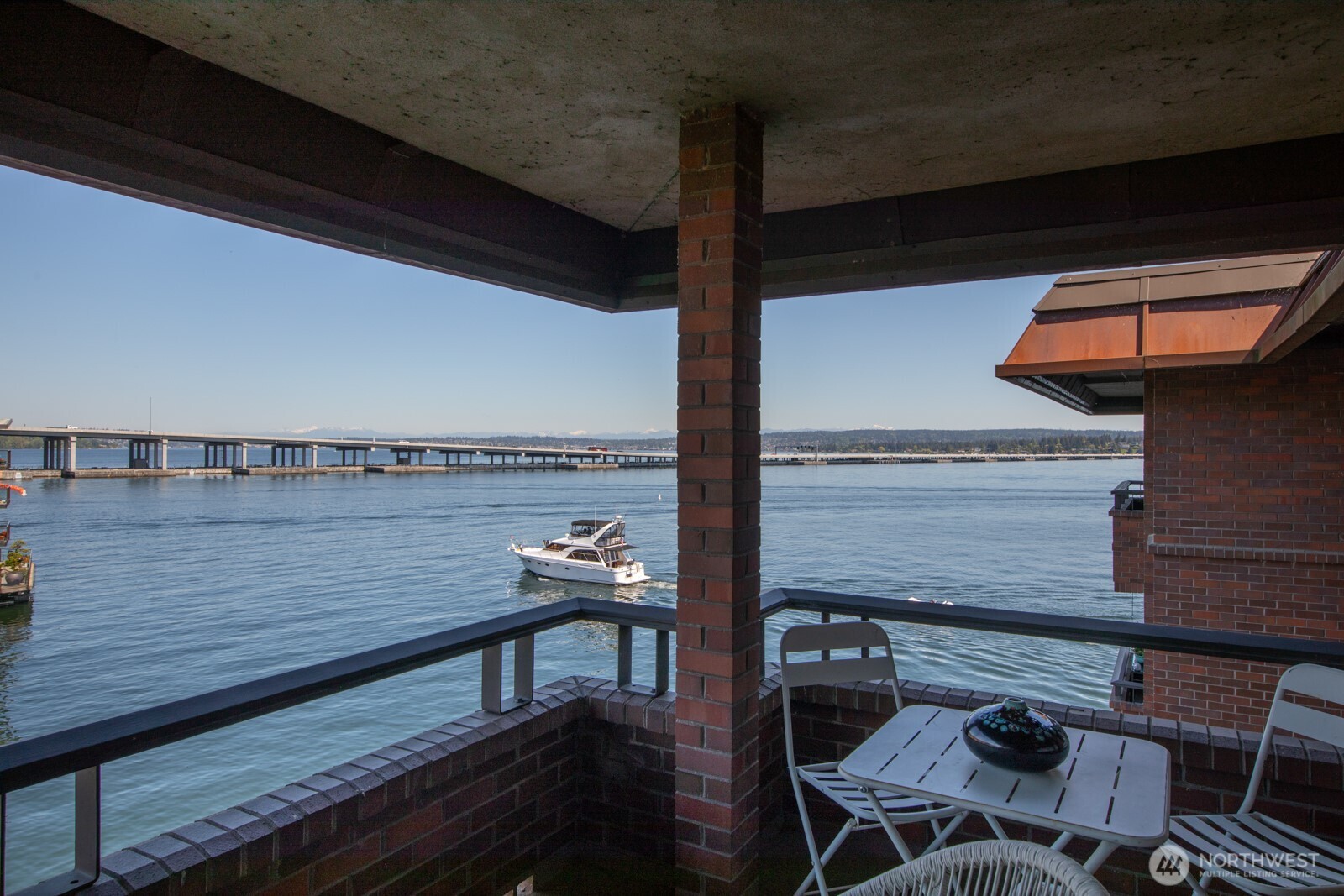 2330 43rd Avenue E #403B, Seattle, WA 98112