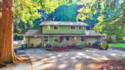 4234 Winns Hollow Lane , Clinton, WA 98236