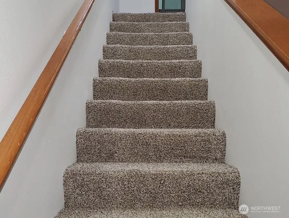 4234 Winns Hollow Lane , Clinton, WA 98236