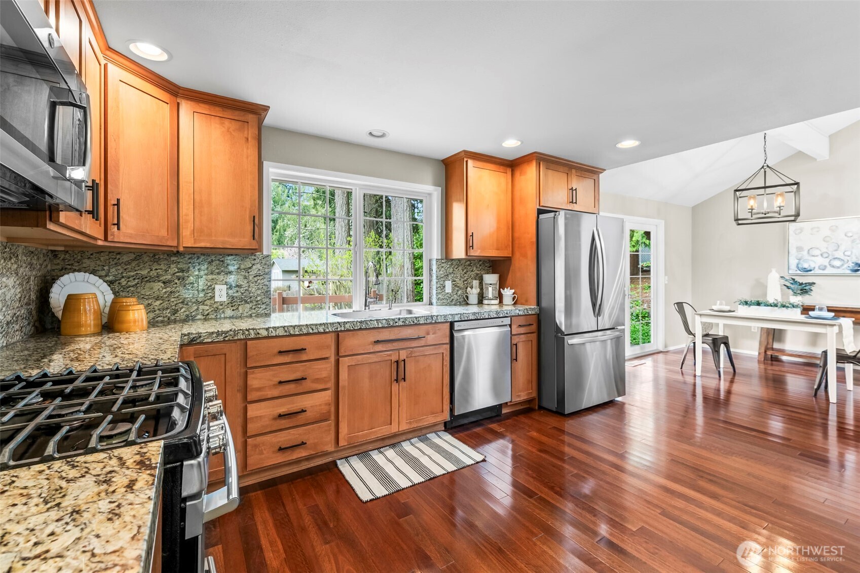 8642 University Point Circle NE, Bremerton, WA 98311