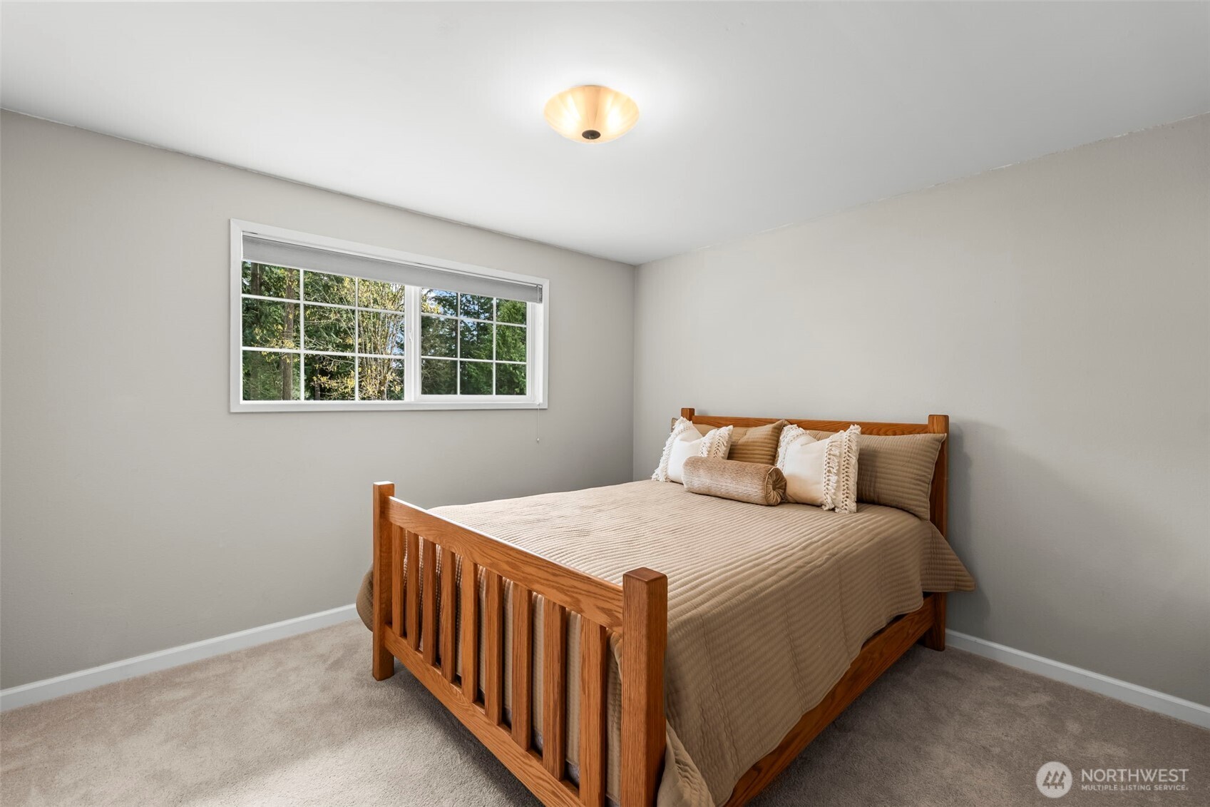 8642 University Point Circle NE, Bremerton, WA 98311