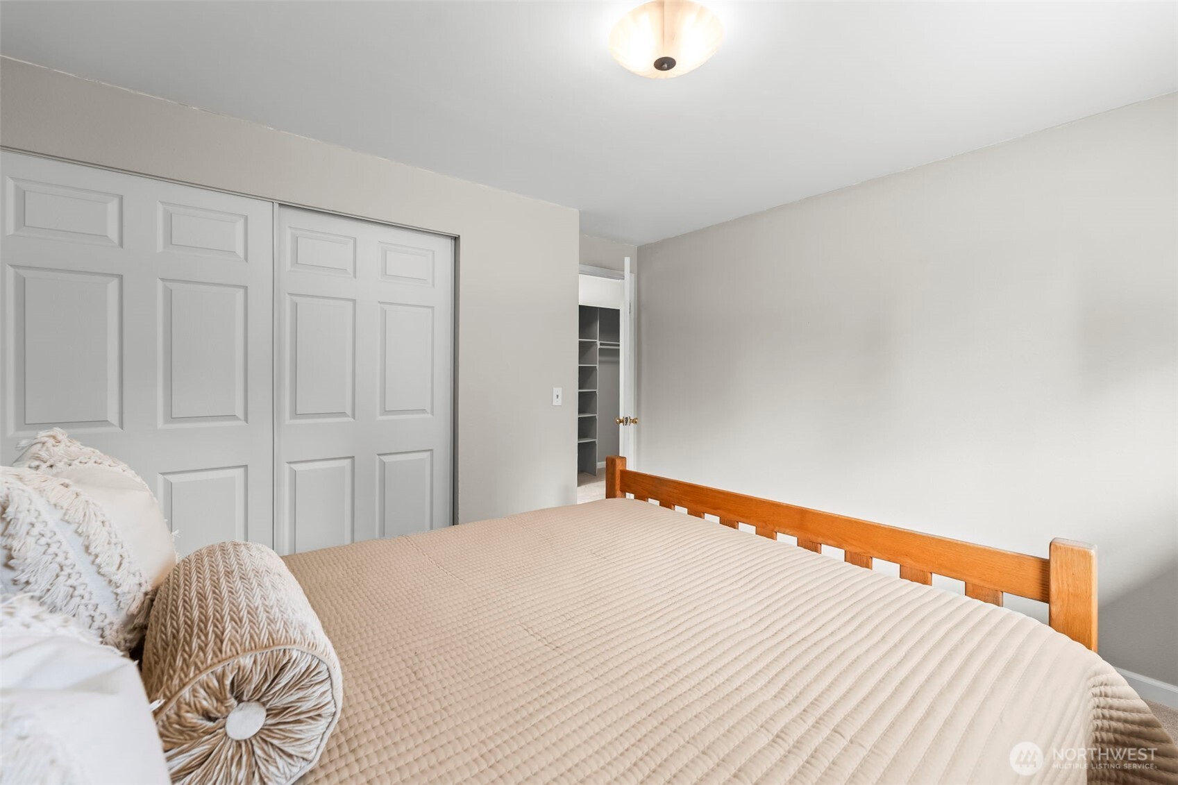 8642 University Point Circle NE, Bremerton, WA 98311