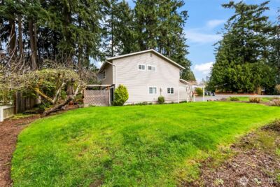 8642 University Point Circle NE, Bremerton, WA 98311 - Photo 33
