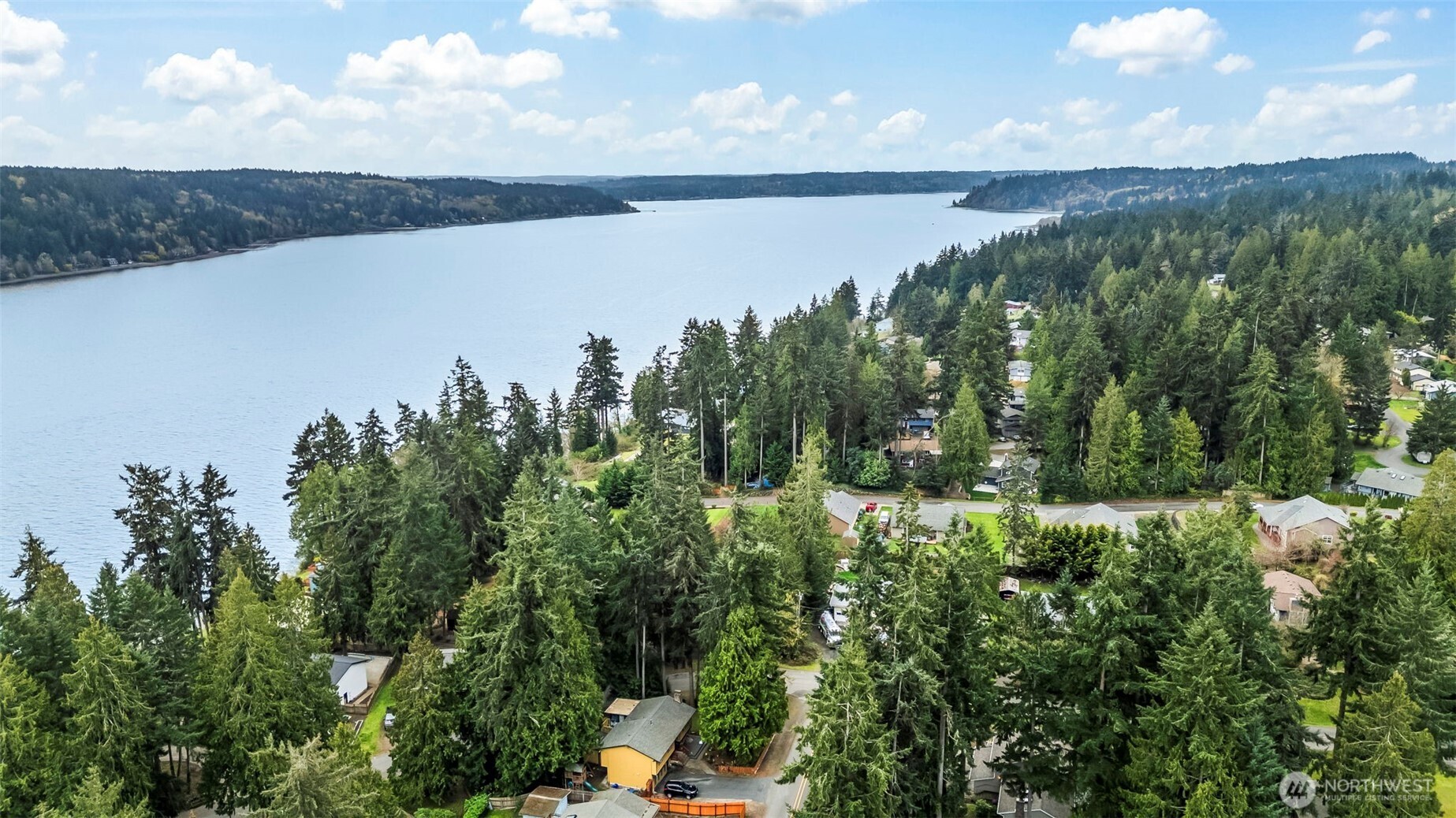 8642 University Point Circle NE, Bremerton, WA 98311