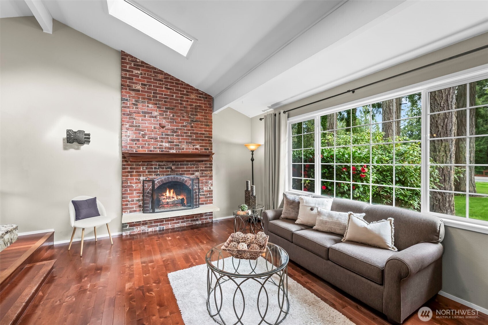 8642 University Point Circle NE, Bremerton, WA 98311