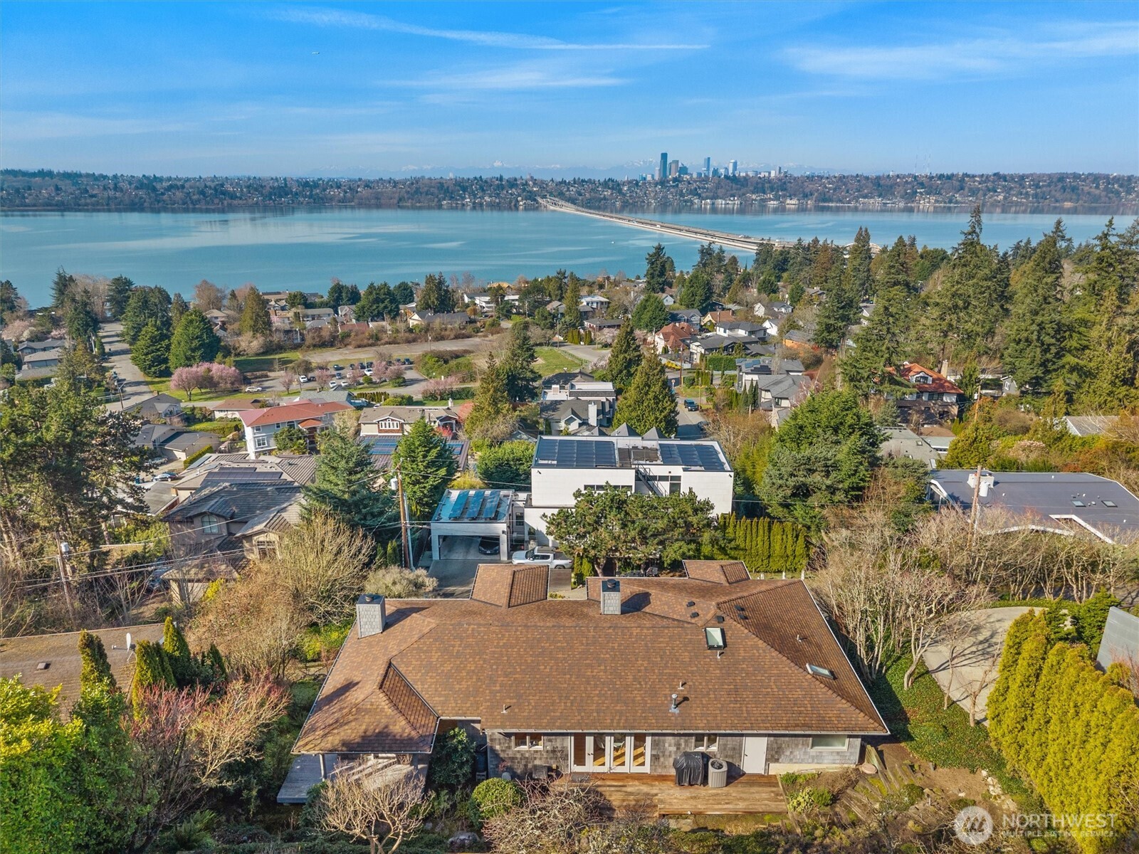 2800 68th Avenue SE, Mercer Island, WA 98040