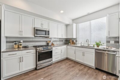 10942 NE 189th Place #E, Bothell, WA 98011 - Photo 9