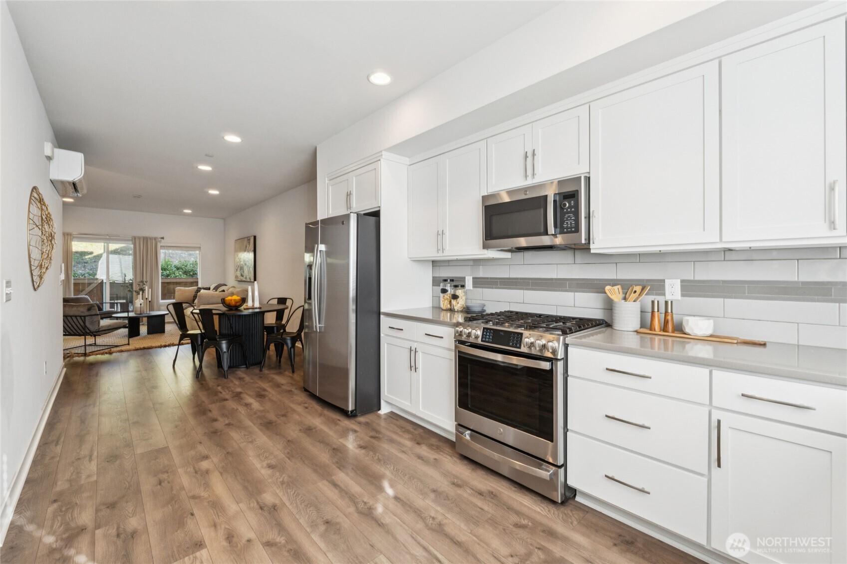 10942 NE 189th Place #E, Bothell, WA 98011