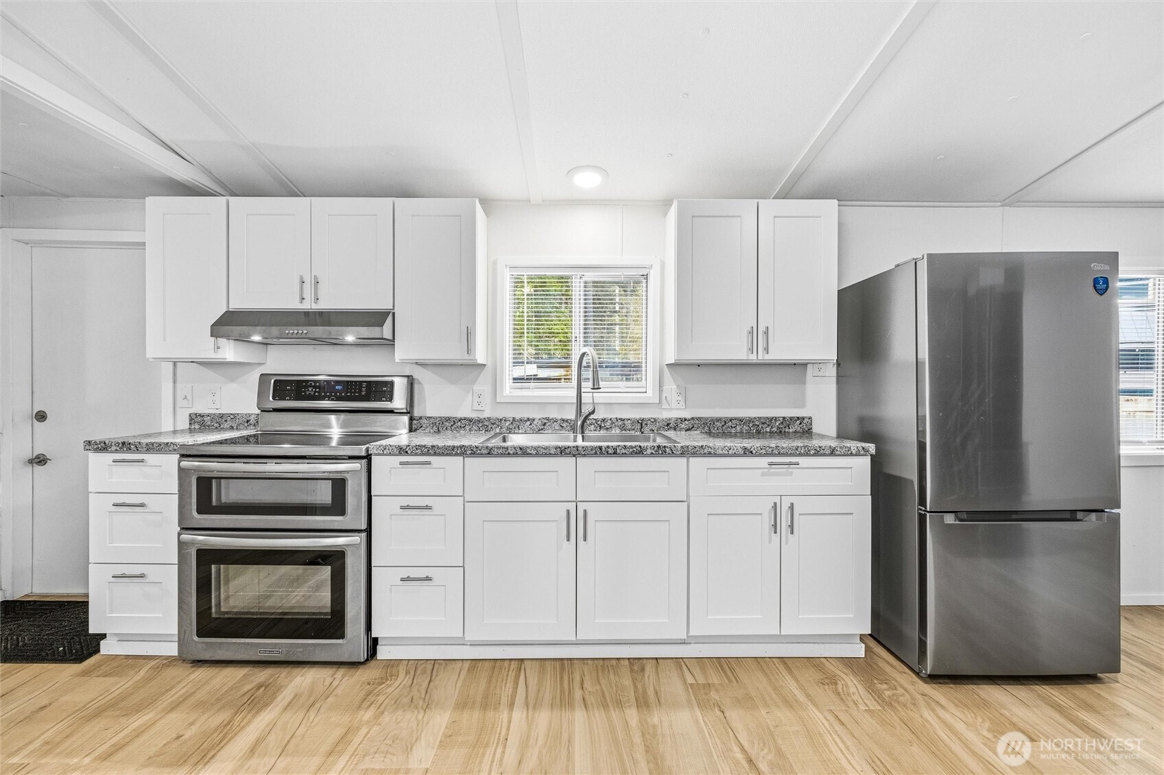 8524 Juniper Place , Maple Falls, WA 98266