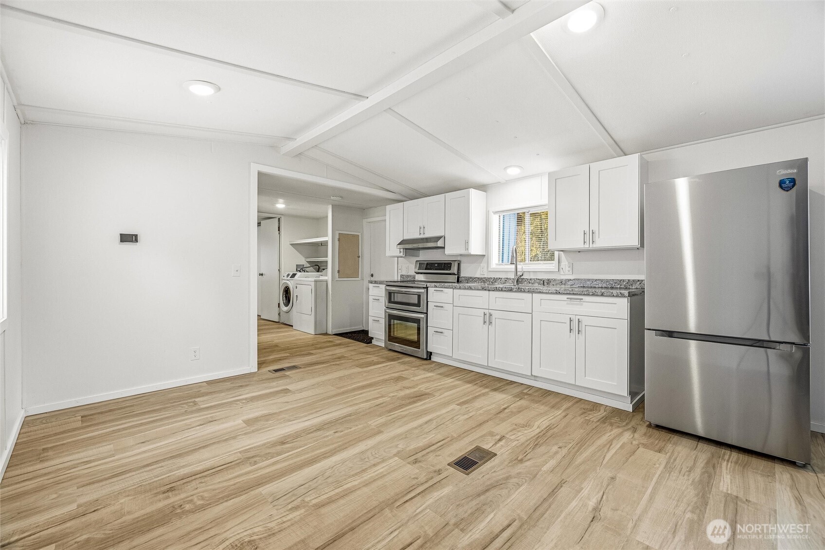 8524 Juniper Place , Maple Falls, WA 98266