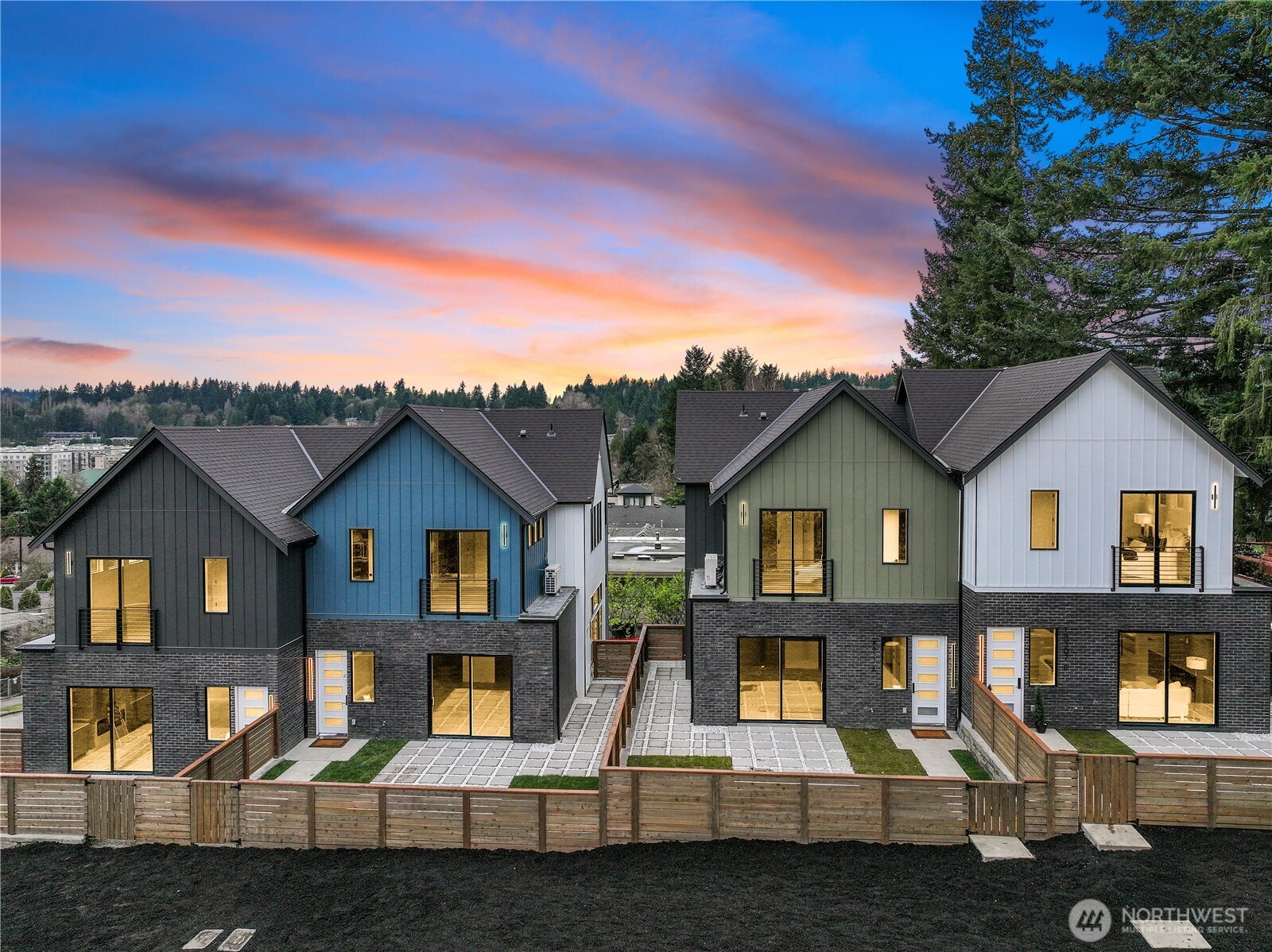 18607 104th Avenue NE #B, Bothell, WA 98011