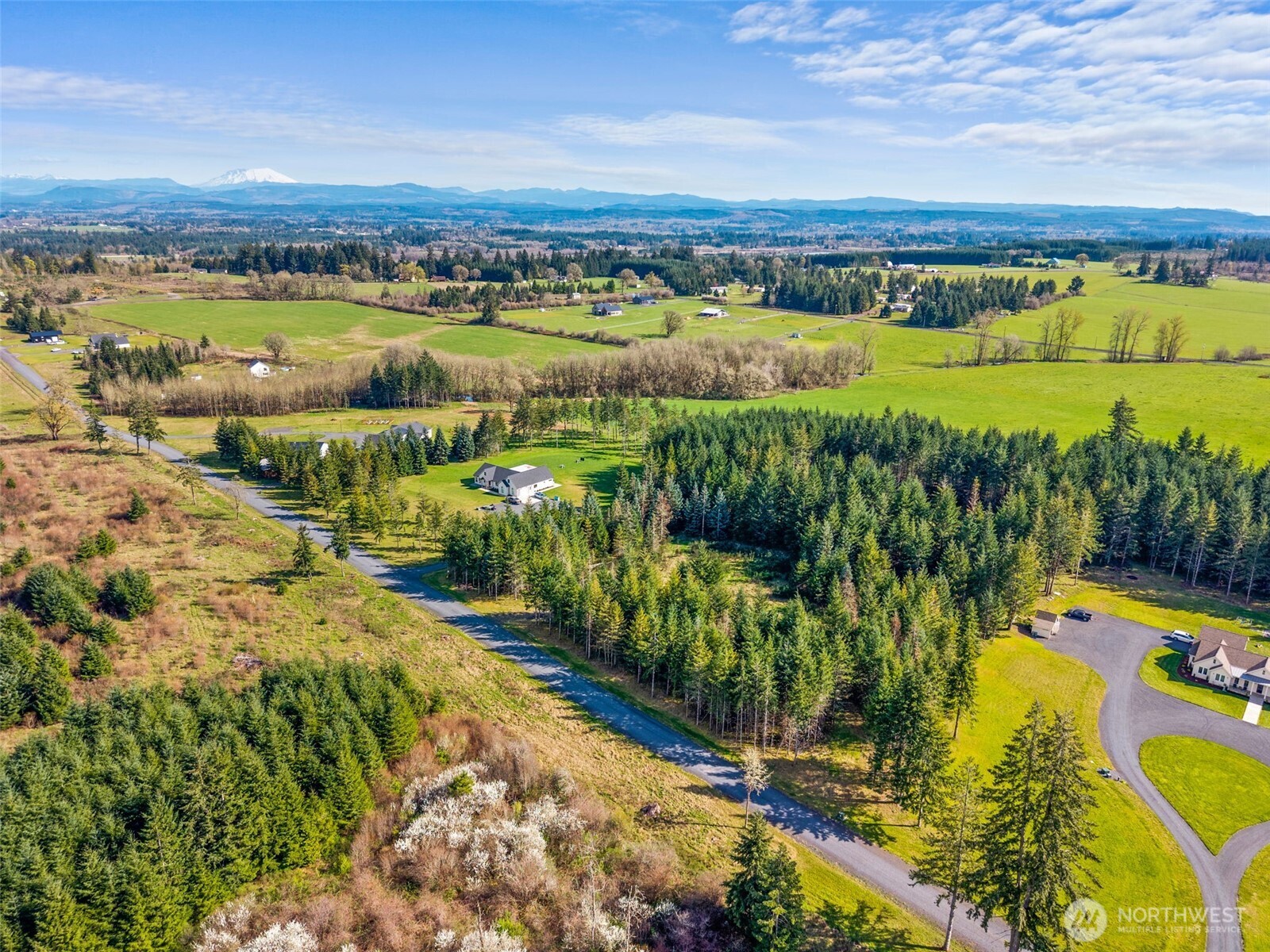 203 Bear Creek Lane , Winlock, WA 98596