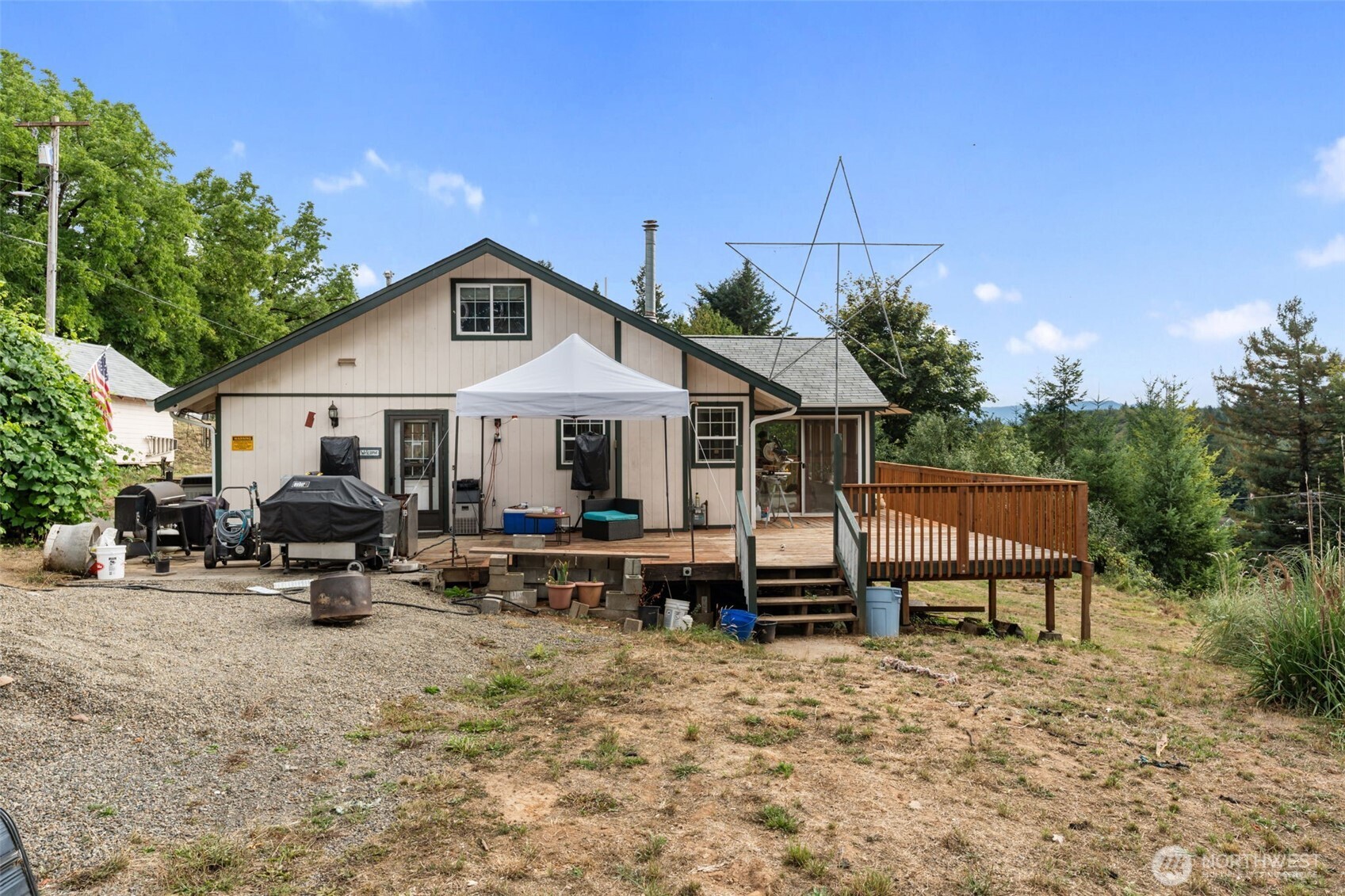811 NE 2nd Street , Winlock, WA 98596