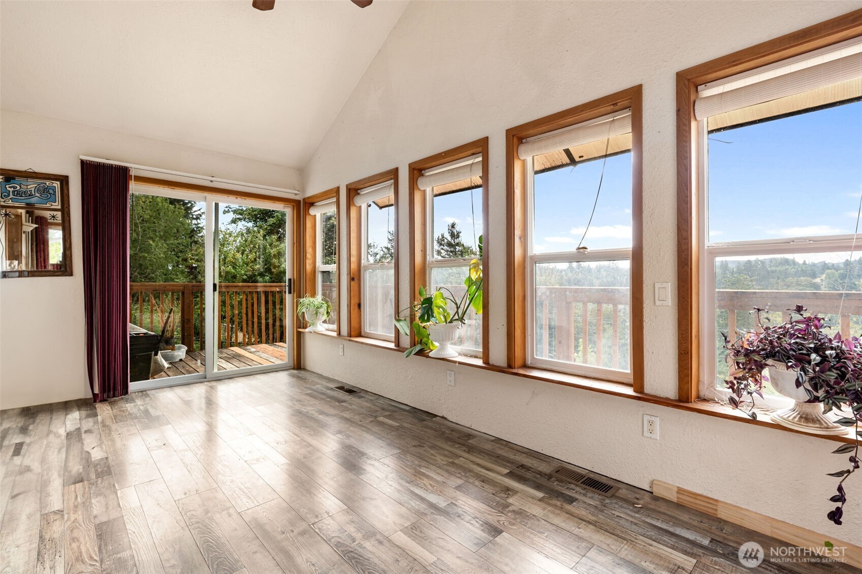 811 NE 2nd Street , Winlock, WA 98596