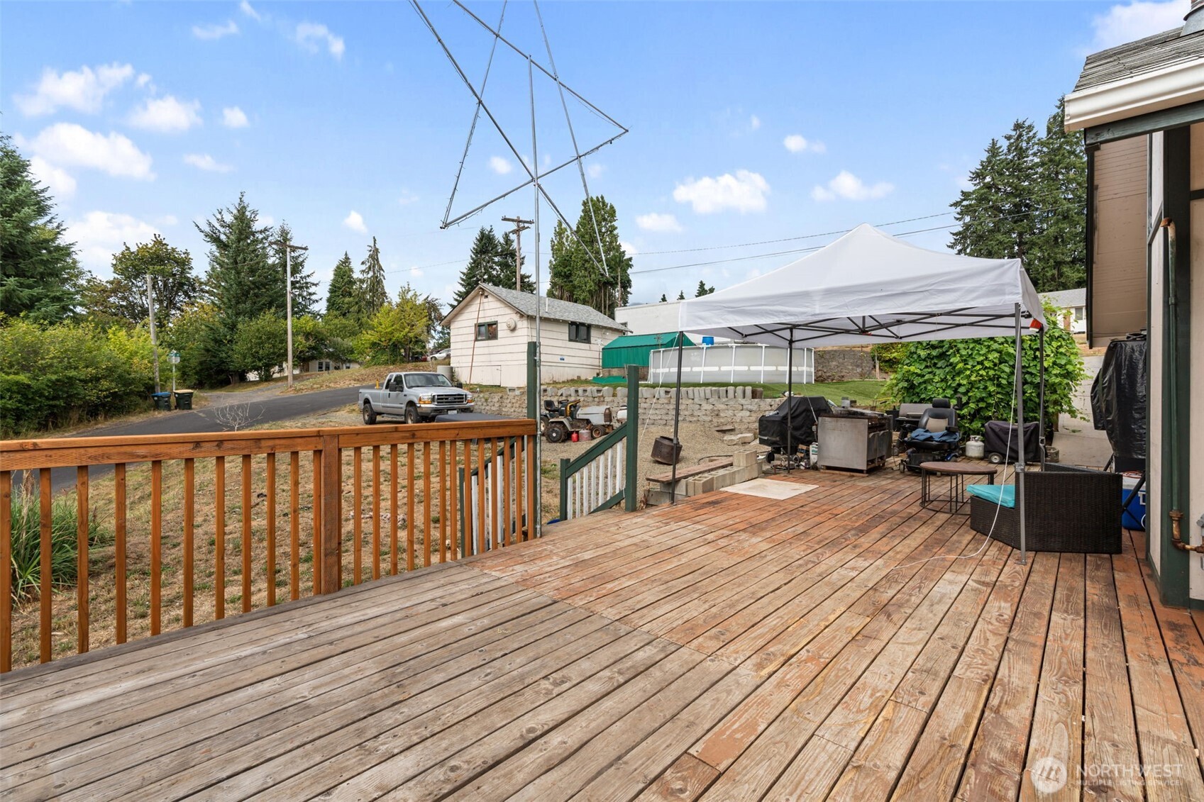811 NE 2nd Street , Winlock, WA 98596