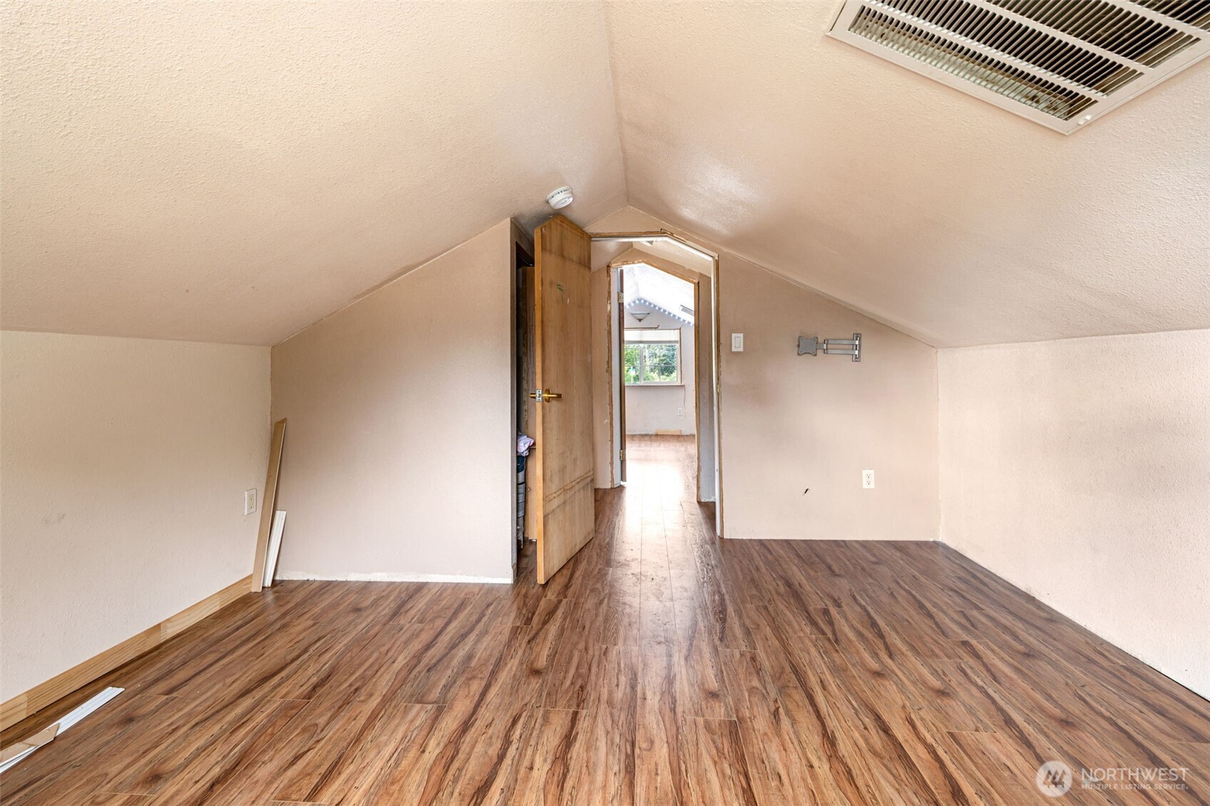 811 NE 2nd Street , Winlock, WA 98596