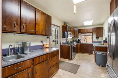 811 NE 2nd Street , Winlock, WA 98596 - Photo 5