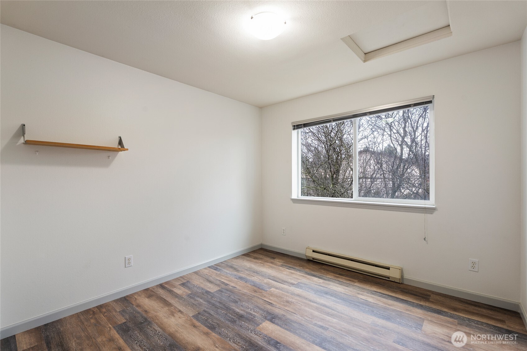 10511 Midvale Avenue N #301, Seattle, WA 98133