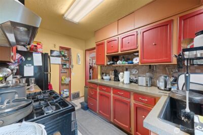 1407 Thurston Avenue NE, Olympia, WA 98506 - Photo 11