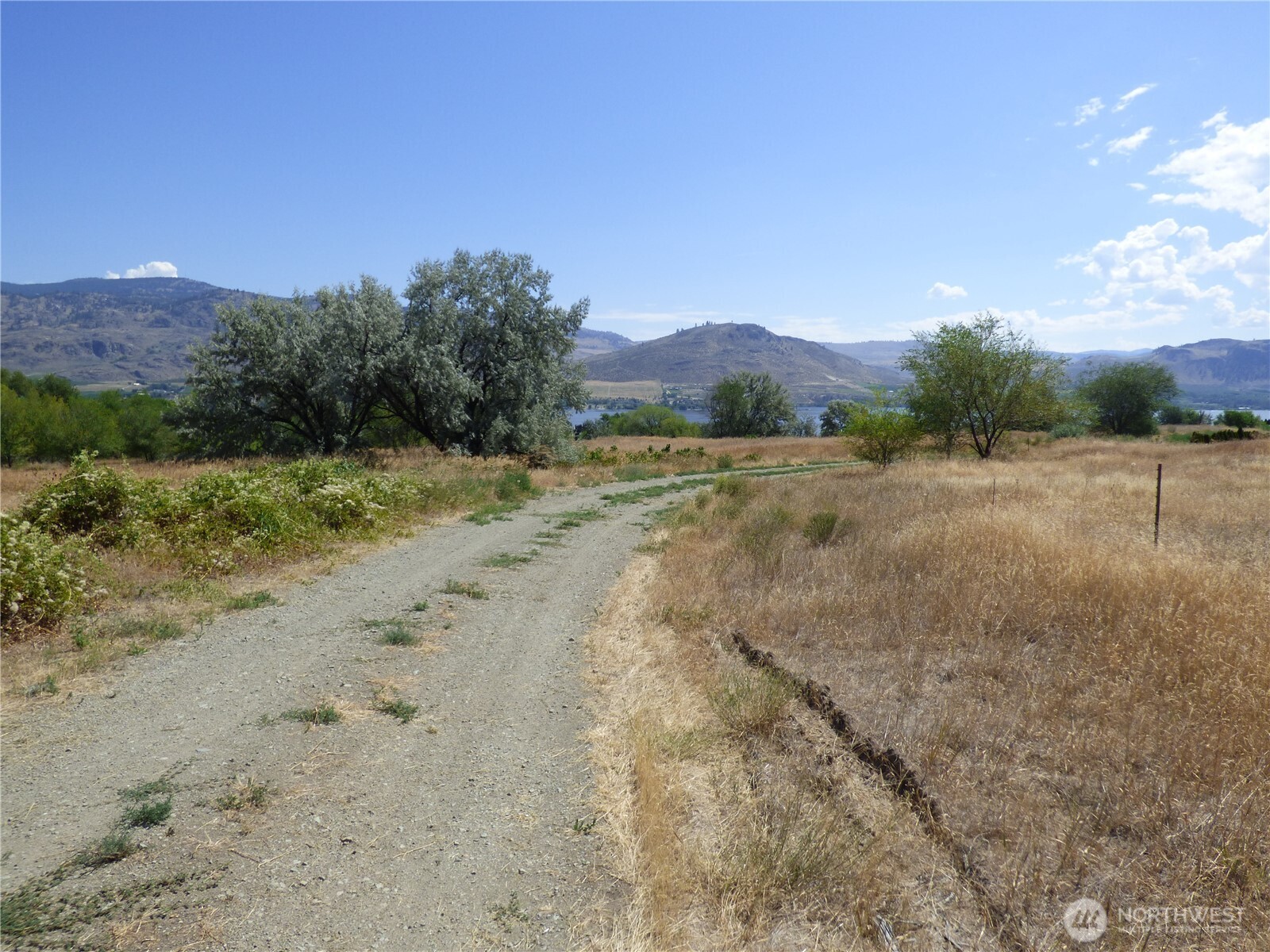 17 Swann Lane , Oroville, WA 98844