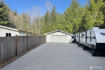 521 NE Larson Lake Rd , Belfair, WA 98528-9401 - Photo 2