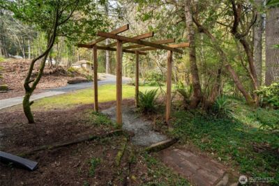 4806 Sunrise Beach Road NW, Olympia, WA 98502 - Photo 32