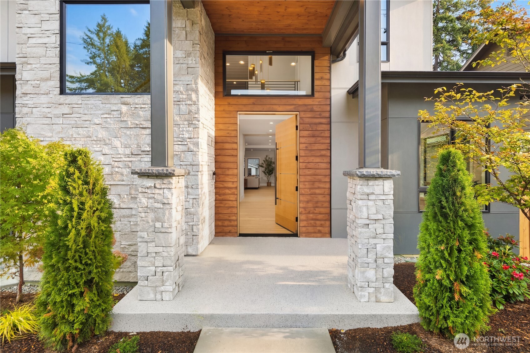 1630 104th Avenue SE, Bellevue, WA 98004