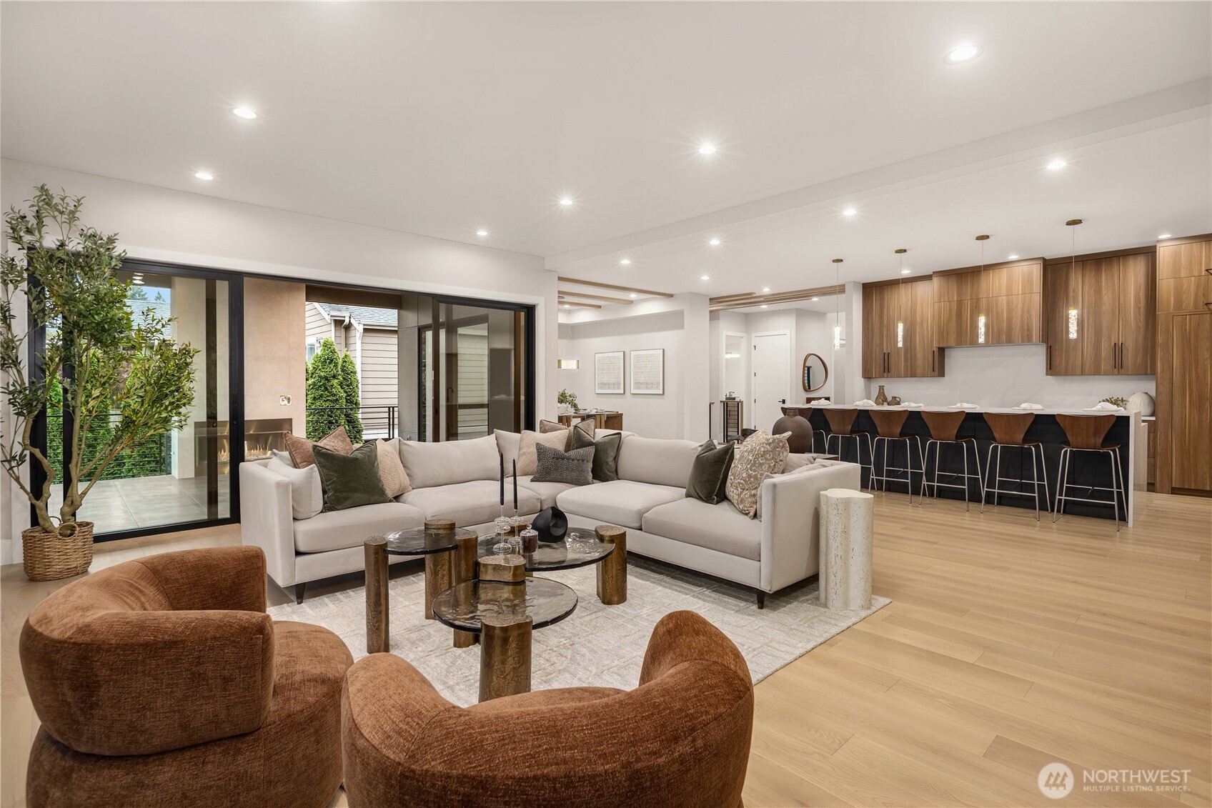 1630 104th Avenue SE, Bellevue, WA 98004