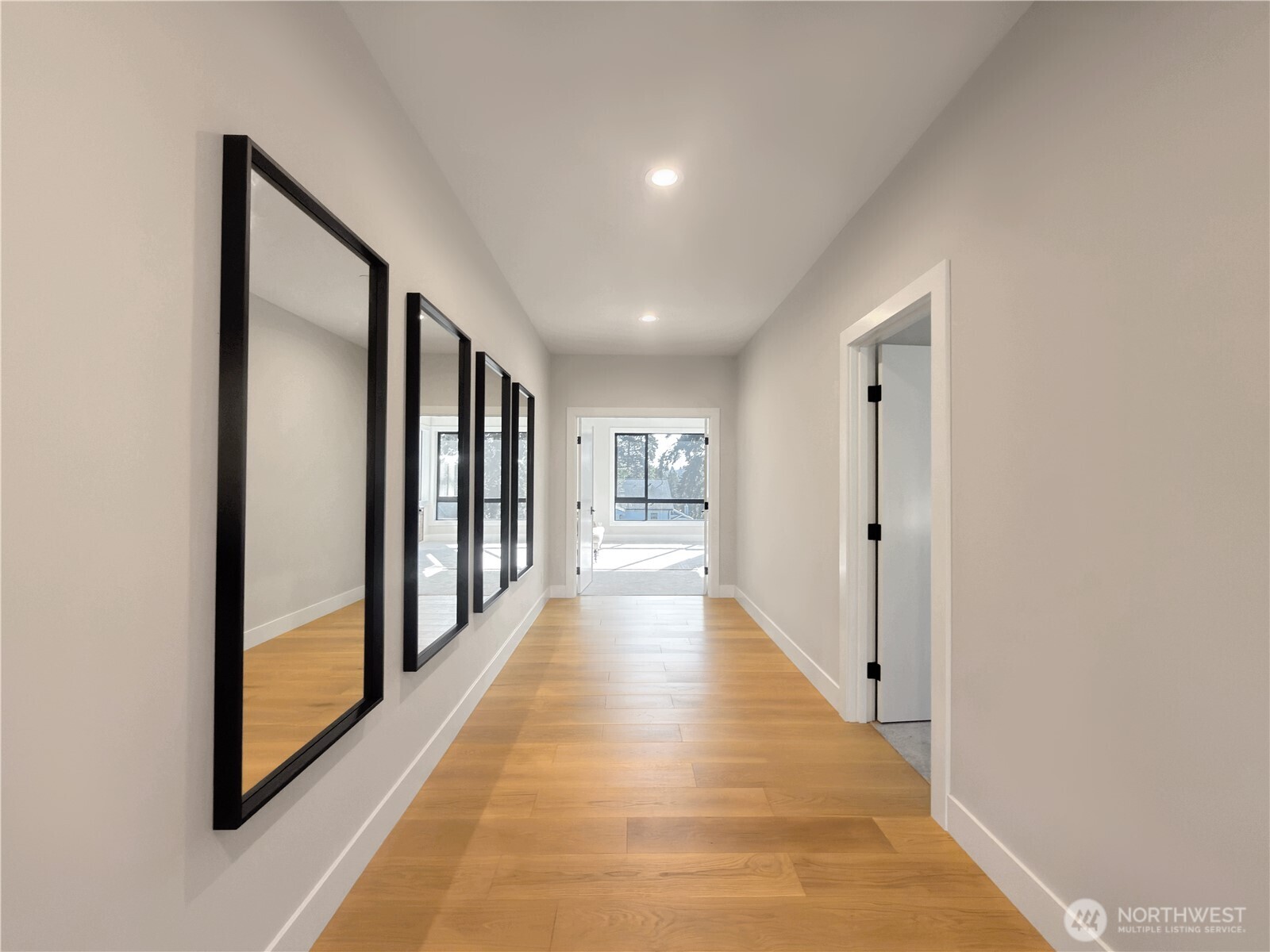 1630 104th Avenue SE, Bellevue, WA 98004