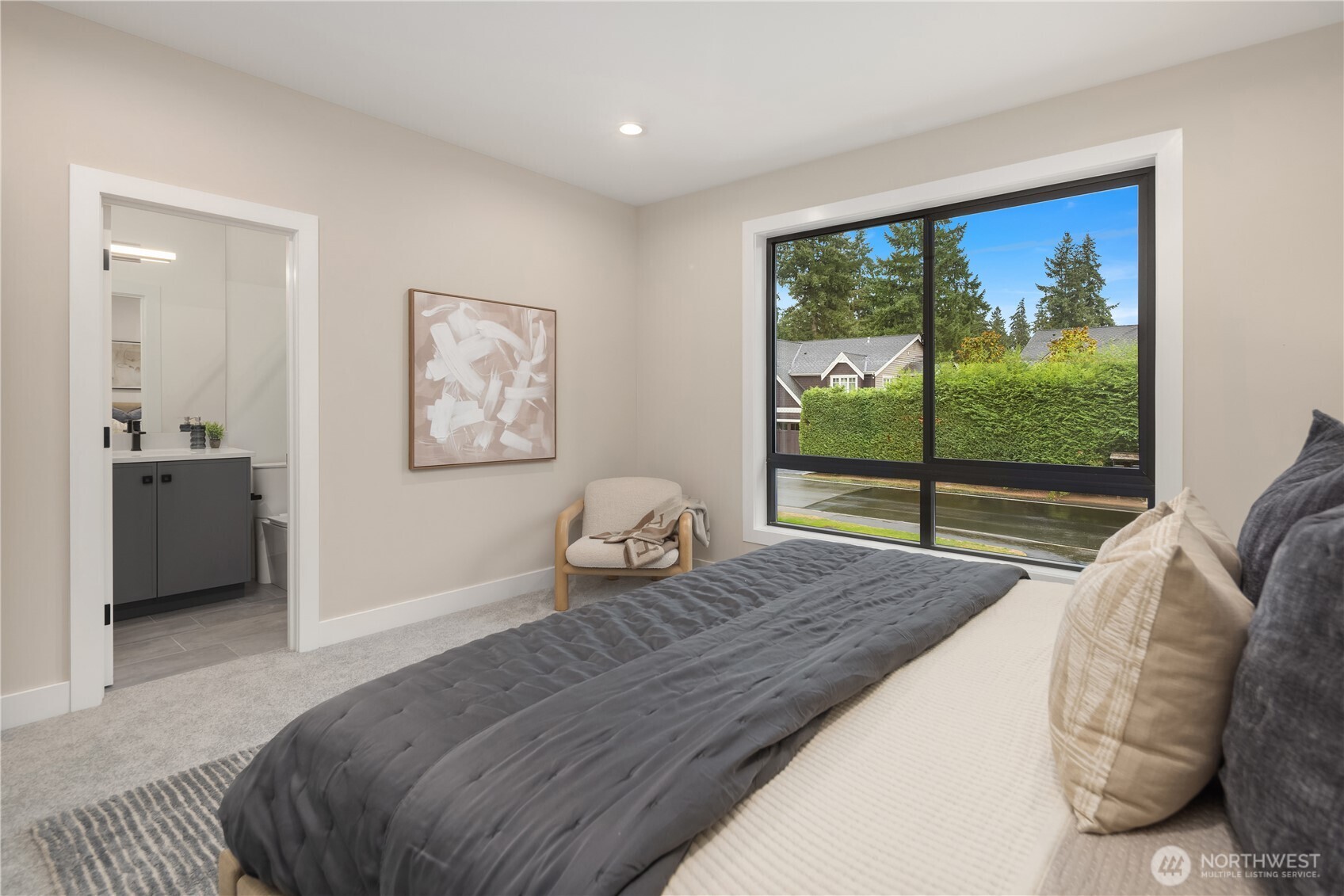 1630 104th Avenue SE, Bellevue, WA 98004