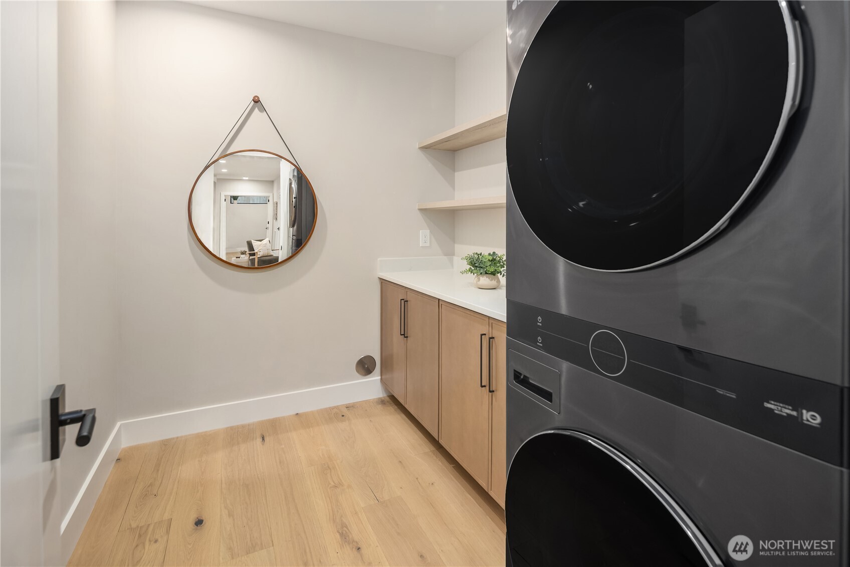 1630 104th Avenue SE, Bellevue, WA 98004