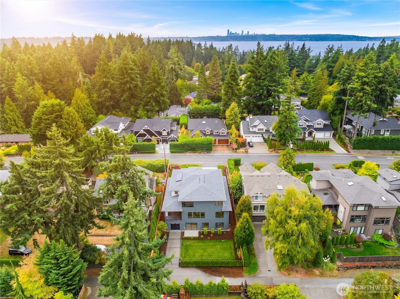 1630 104th Avenue SE, Bellevue, WA 98004