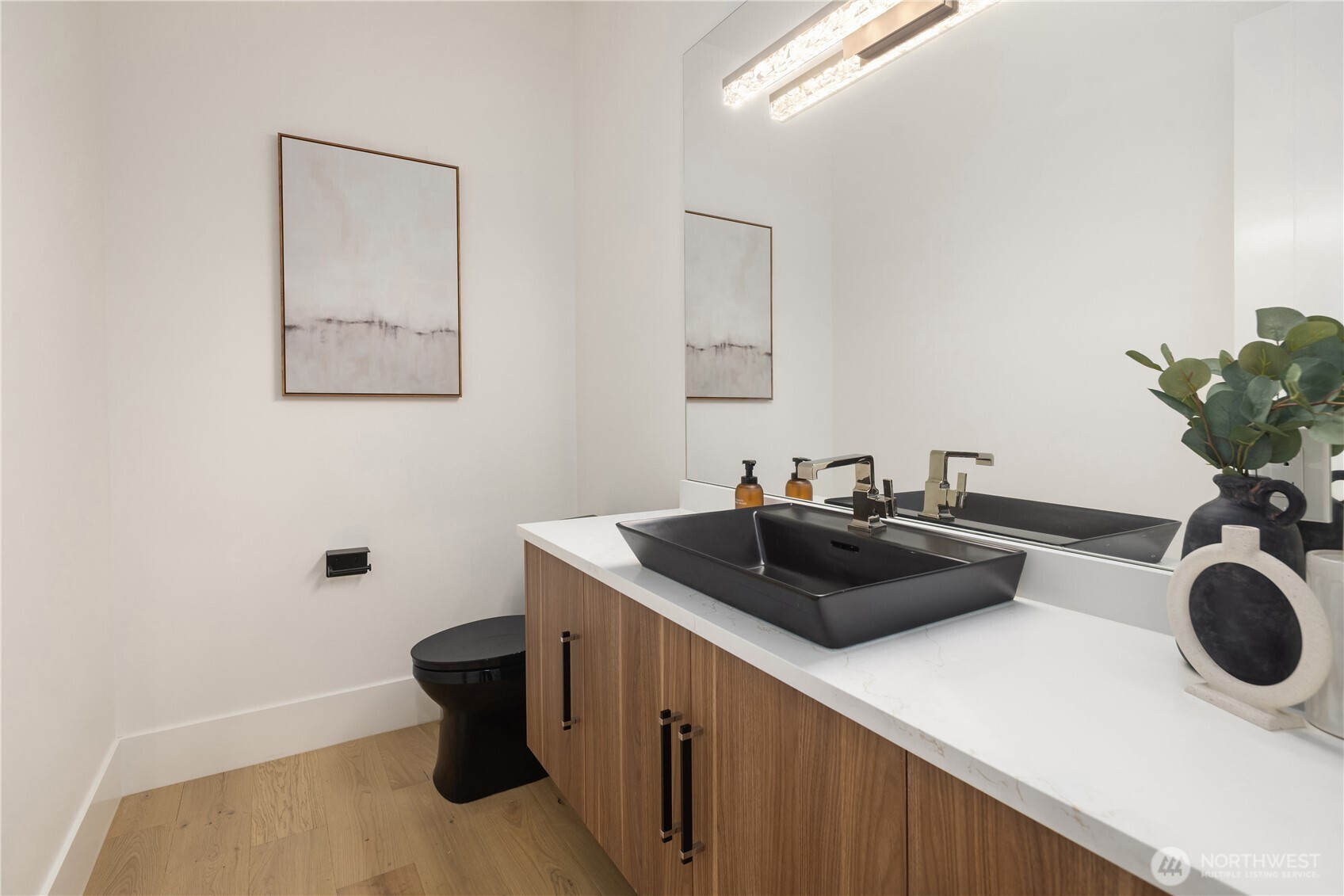 1630 104th Avenue SE, Bellevue, WA 98004