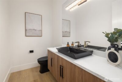 1630 104th Avenue SE, Bellevue, WA 98004 - Photo 5