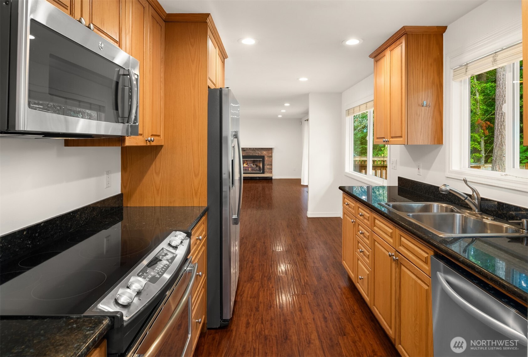 12856 NE 91st Street , Kirkland, WA 98033