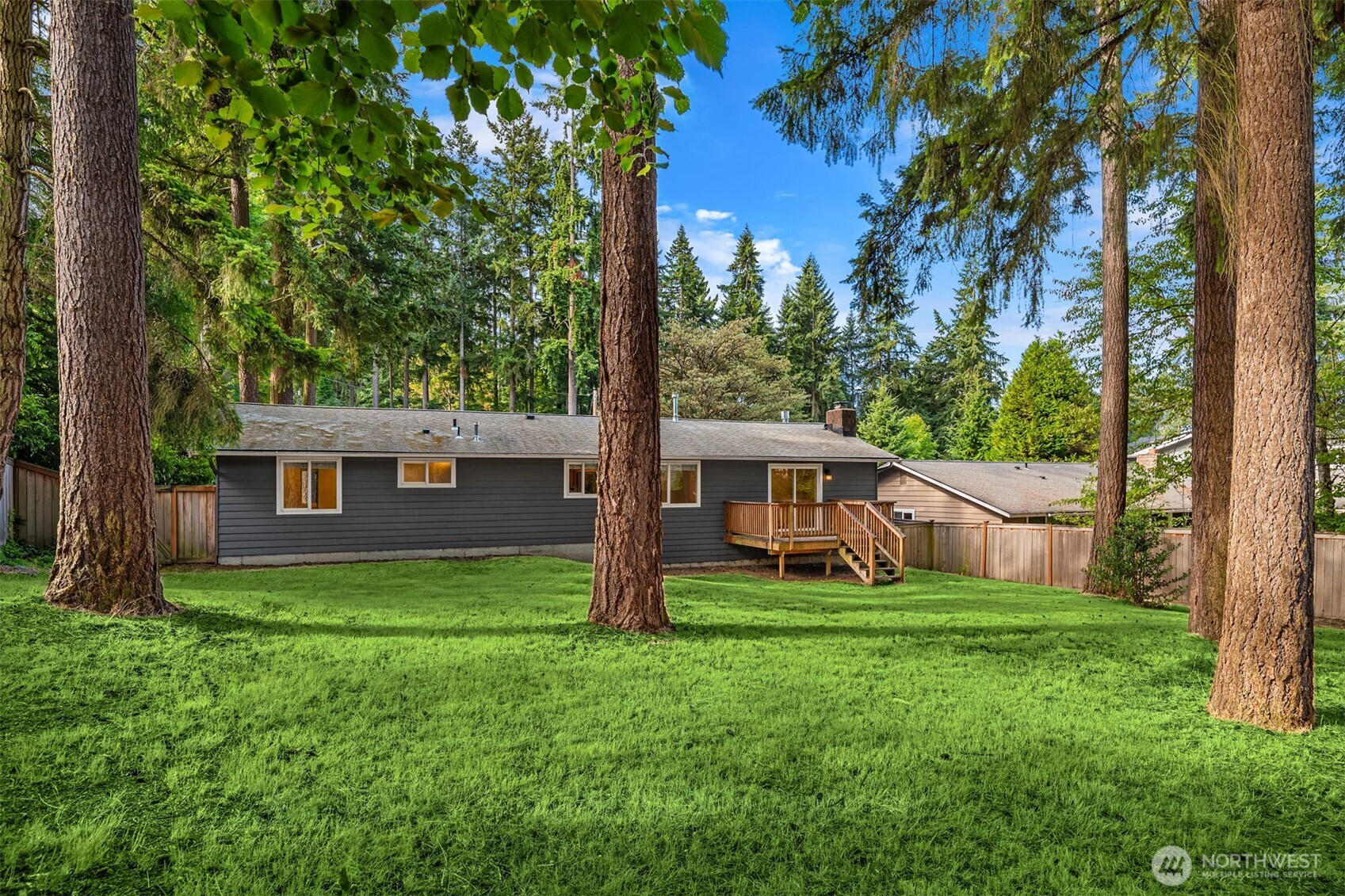 12856 NE 91st Street , Kirkland, WA 98033